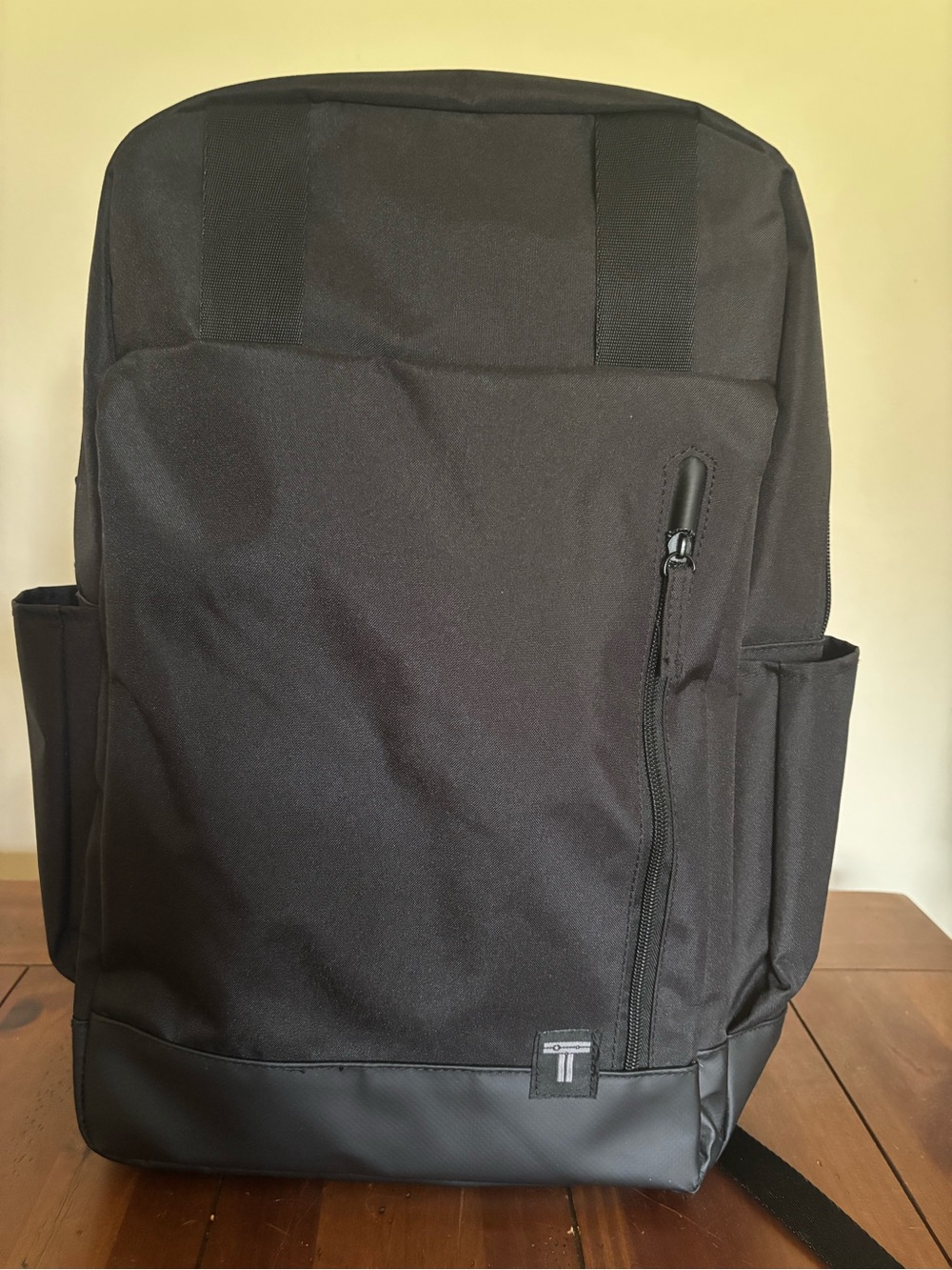 *NWT* Transzip Computer Day Pack. Fits 15.6 computer.
